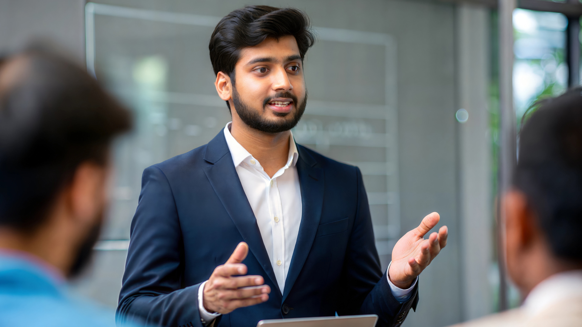 entrepreneur pitching an idea to investors